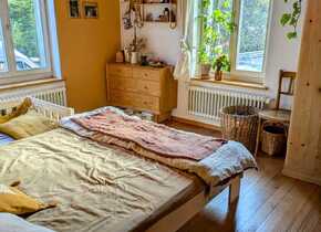 3,5 Zimmer Wohnung mit wunderschönem Garten umgeben von...