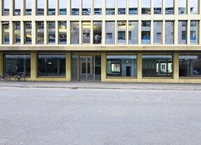 Louer Espace de vente: Albrecht-Haller-Strasse 9, 2502...