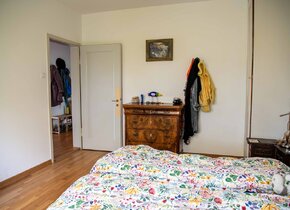 3 Zimmer Altbauwohnung möbliert in Bern mit Aussicht auf...