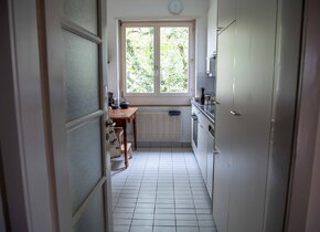 3 Zimmer Altbauwohnung möbliert in Bern mit Aussicht auf...