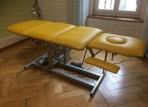 Massageliege elektrisch