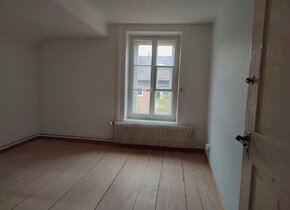 Helle, geräumige Wohnung in der Lorraine zu vermieten