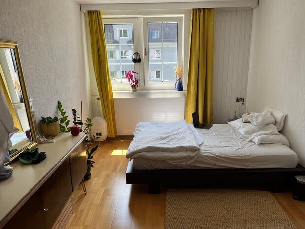 WG Room for Sublet in Zürich Wipkingen
Available from 15.12. to 01.04.2025 (possibly extendable)