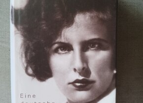 Zum Filmstart: RIEFENSTAHL Biografie