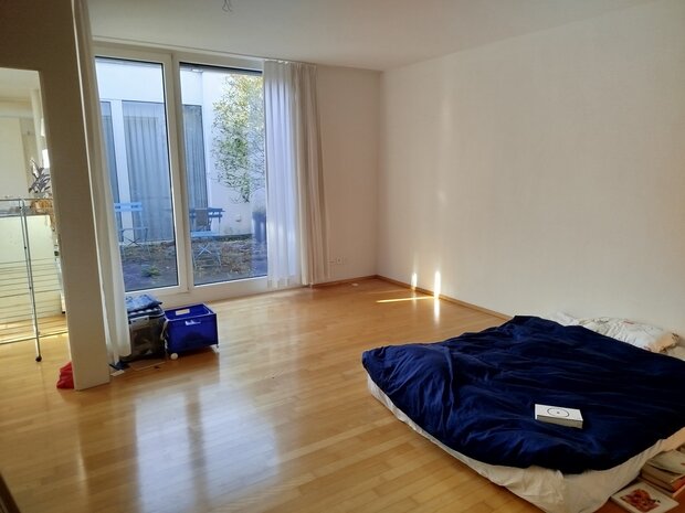 Grosses Zimmer in WG Haus mit Garten