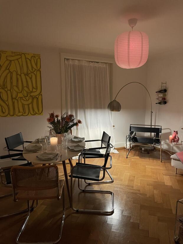 Suche Nachmietende für grosse, helle 4zi Wohnung in Wollishofen im altbaustil