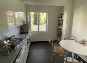 Suche Nachmietende für grosse, helle 4zi Wohnung in...