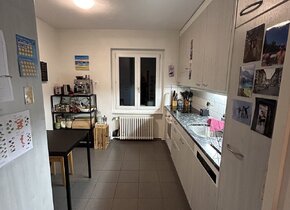 Grosses WG Zimmer im Weissenbühl