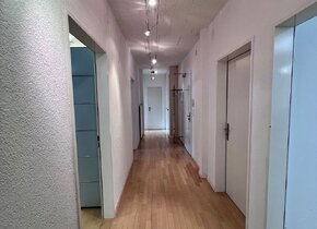 Büro nähe Kreuzplatz/Stadelhofen