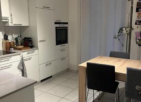 WG Zimmer in 4.5 Zimmerwohnung ab 01. Dezember 2024