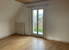 Freistehendes Familienhaus mit 4.5 Zimmern -...