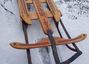 Vintage (1940?) steerable US Sled