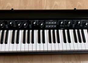 Korg SV1 Stage Vintage Piano, 73 Tasten, schwarz