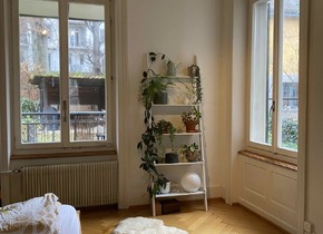 Schöne, möblierte 4-Zimmer Wohnung mit Gartenzugang