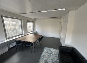 Studio/Office Space for Crypto Enthusiasts