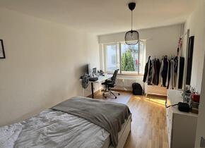 Grosszügige 2.5 Zimmer Wohnung im "Breitsch"