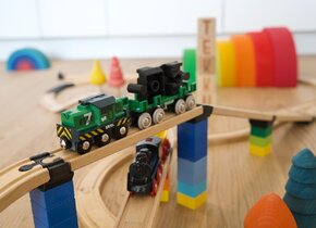 BRIO Bahn Spezialteile und Adapter von tekku.ch