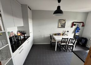 Flatmate wanted! :)