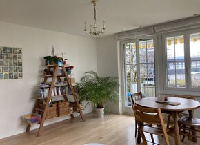 Helle familienfreundliche 4-Zimmer-Parterrewohnung in...